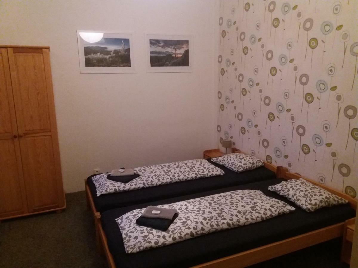 Hotel Dum U Sipku Krásná Lípa Esterno foto